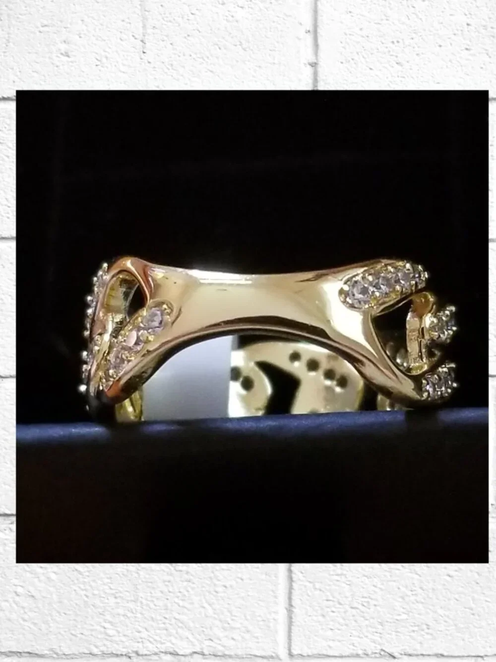 NWT! 14K Gold-Plated Ring with Cuban Chain Link Design and Inset CZ's - Size 7